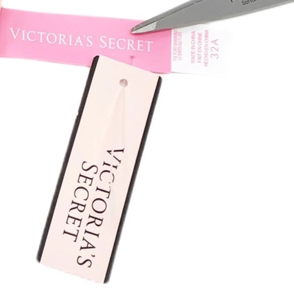 ⚡️NWT Victoria’s Secret Push Up Strappy Ombré Lace Bikini Top 32A - Picture 5 of 9